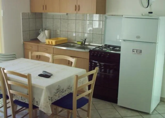 Degi Biograd Na Moru